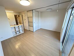 フルール類家 103 1階1LDKのリビング/ダイニング