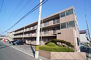 小中野駅より徒歩10分 築28年6ヶ月 3階建の賃貸物件
