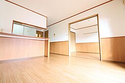 ひかりマンション 103 1階2LDKの室内