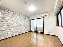 モアナリノ 402 4階1Kのリビング/ダイニング