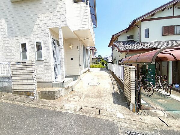 detached 茨城県土浦市桜ケ丘町30-34
地図を見る