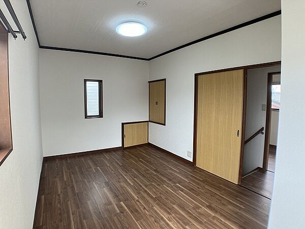 detached 茨城県石岡市若松３丁目8-31
地図を見る