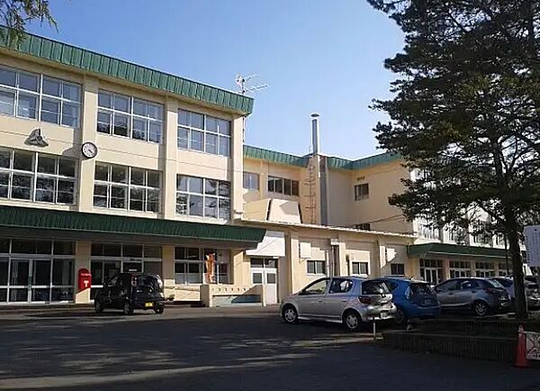 detached 北海道恵庭市中島町2丁目13-4
地図を見る