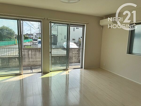 detached 東京都立川市砂川町８丁目

地図を見る