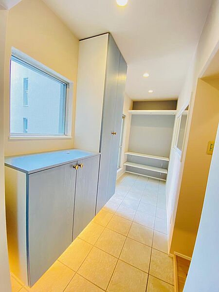 土間だけで決めたっていいくらいですが、場所は西区の中で閑静な住宅街が広がる南堀江。落ち着いて暮らせそうですよ。