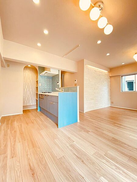 ひと目会ったその日から、この物件に住みたいと思うこともある。こんなにかわいくていいんですかと不安になりそうなほどロマンチックを詰め込んだおうちです