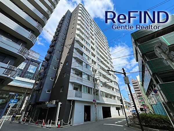 東側から撮影した外観。正面には大きな建物がなく、日照良好です
