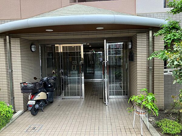 マンション入口