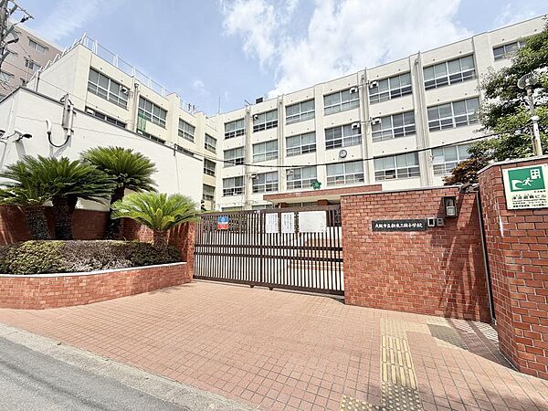 大阪市立新東三国小学校