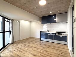 ロイヤル御池 504 2DKのリビング/ダイニング