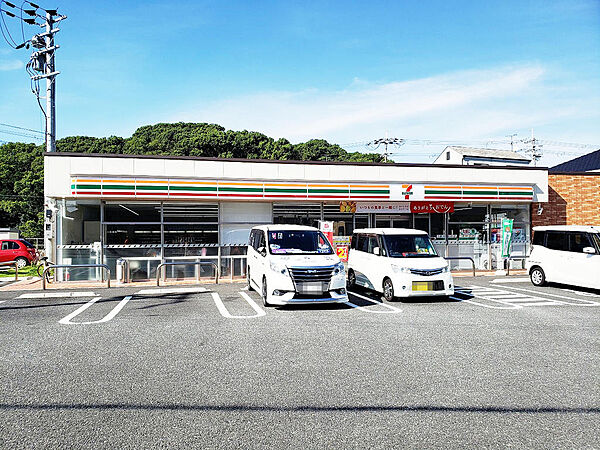 セブンイレブン藤井寺国府1丁目店（610ｍ）