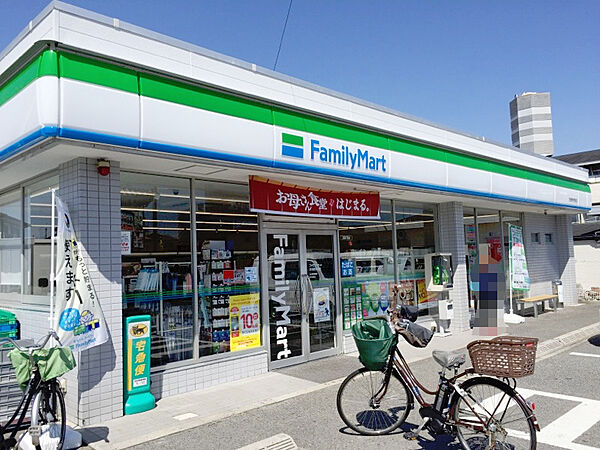 ファミリーマート羽曳野伊賀店(800m)