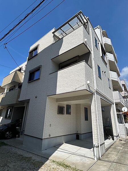 外観：328000557105