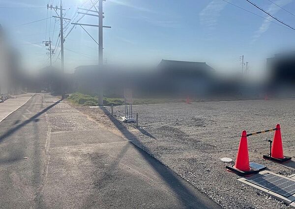 【建築条件なし！お好きなハウスメーカー・工務店で建築可能です】知多市八幡字荒井●日当たり良好●敷地６０超●高低差なし●現況更地●整形地●閑静な住宅地●資料請求等、お気軽にお問い合わせください