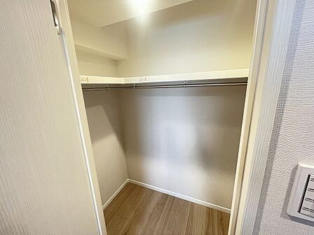 収納力に優れたウォークインクローゼットをご用意!