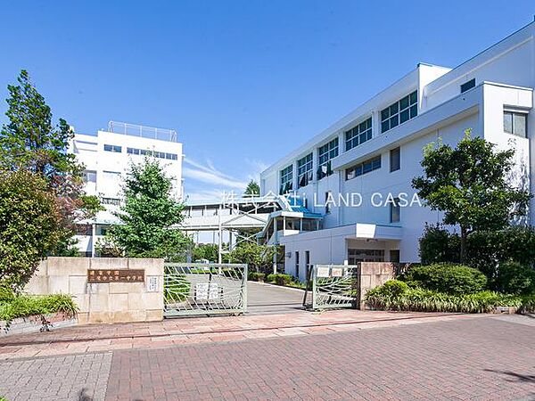 第一中学校まで（910m）