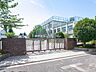 周辺：三鷹市立第四中学校まで（800m）