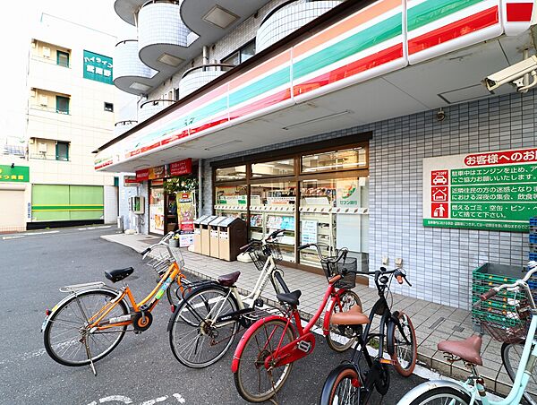 セブンイレブン吉祥寺中町店　徒歩4分