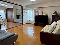 新成増ハイツ 2LDKのリビング/ダイニング