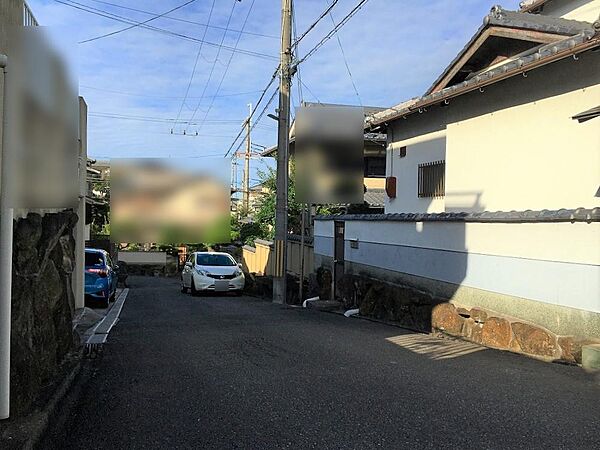 「前面道路」■前面道路の様子です。