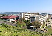 三郷小学校