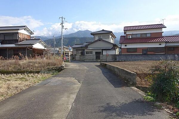 前面道路含む現地写真