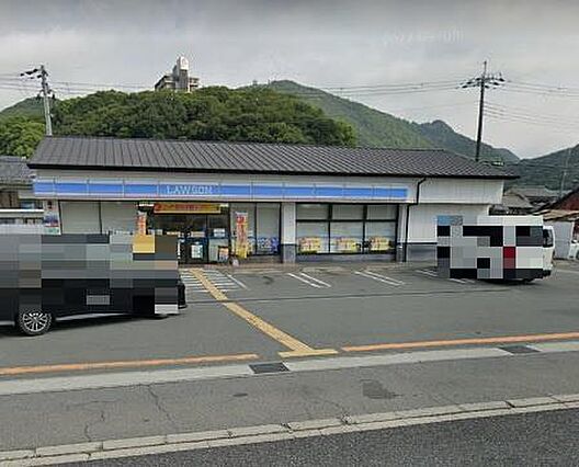 ローソンたつの...