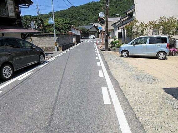 前面道路含む現...