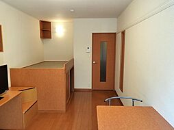 レオパレス三ッ沢上町II 2階1Kのリビング/ダイニング