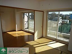 アバン・パルク横浜 9階3DKのリビング/ダイニング