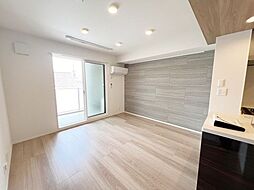 グラナーデ高井戸東 2階2SLDKのリビング/ダイニング