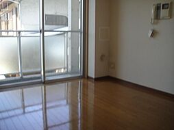 ビイルーム小金井 4階1Kのリビング/ダイニング