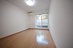 ガーデンヴィラ吉祥寺 102 地下1階1Kのリビング/ダイニング