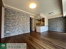 バウス武蔵境 1階3LDKのリビング/ダイニング