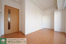 メゾン・ド・ピュア府中 5階ワンルームのリビング/ダイニング