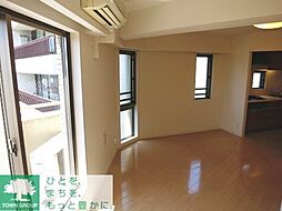 東京メトロ千代田線 代々木上原駅 徒歩12分の賃貸マンション 6階1LDKのリビング/ダイニング