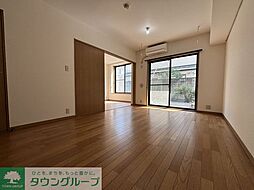 京王井の頭線 下北沢駅 徒歩7分の賃貸マンション 1階2LDKのリビング/ダイニング