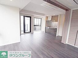 東京メトロ銀座線 表参道駅 徒歩6分の賃貸マンション 3階1LDKのリビング/ダイニング