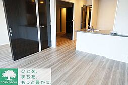 都営大江戸線 西新宿五丁目駅 徒歩4分の賃貸マンション 13階2LDKのリビング/ダイニング