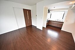 東京メトロ日比谷線 恵比寿駅 徒歩7分の賃貸マンション 5階1LDKのリビング/ダイニング