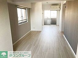 小田急小田原線 下北沢駅 徒歩2分の賃貸マンション 6階2LDKのリビング/ダイニング