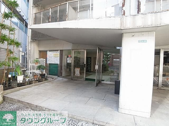 エントランス