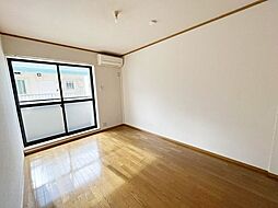 ムーラ新宿 203 2階1Kのリビング/ダイニング