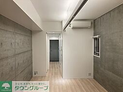 ZOOM都庁前 205 2階1Kのリビング/ダイニング