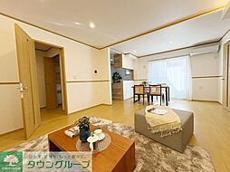 JR成田線 成田駅 4kmの賃貸アパート 1階3LDKのリビング/ダイニング