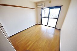 グランデュール 2階1Kのリビング/ダイニング