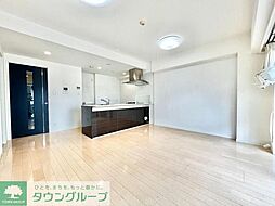 ラコント調布柴崎 105 1階3LDKのリビング/ダイニング