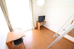 レオパレスフローラガーデン 105 1階1Kのリビング/ダイニング