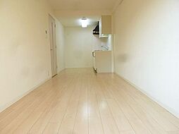 メゾンカルム西新宿 205 2階1LDKのリビング/ダイニング