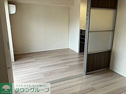 フローラ 2階2LDKのリビング/ダイニング